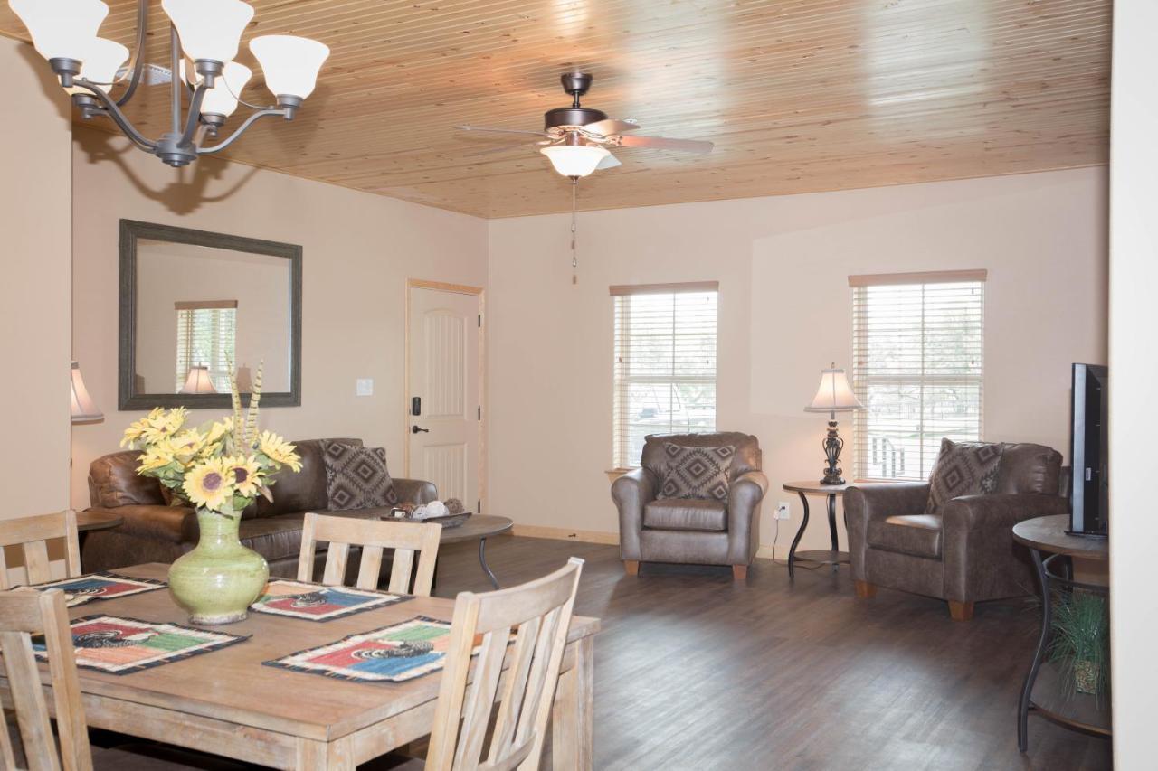 Old Mill Resort New Braunfels Esterno foto