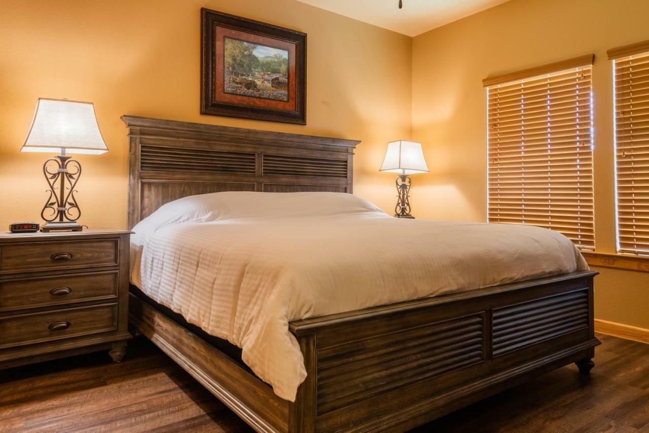 Old Mill Resort New Braunfels Esterno foto